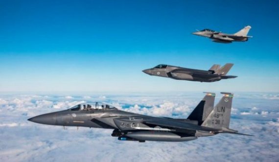 Rusia kërcënon NATO-n: Përgjigjemi nëse i ofroni Ukrainës mbrojtje ajrore
