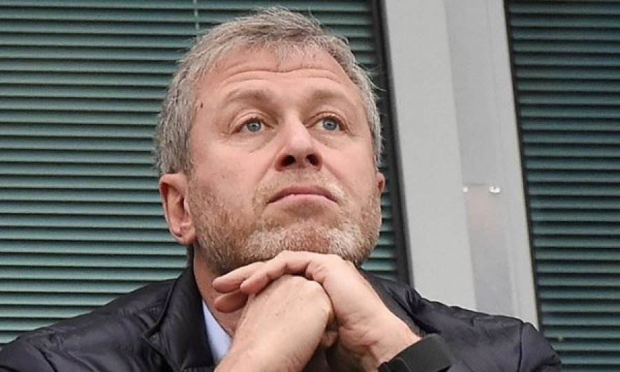 Abramovich shfaqet pas helmimit, bisedon me Erdoganin