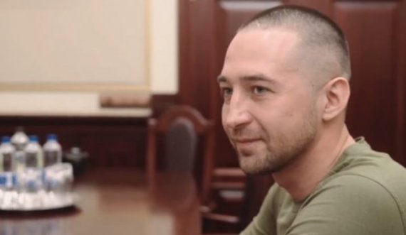 Ukrainasi që i tha “shko në dreq” një luftanijeje ruse dekorohet nga shteti
