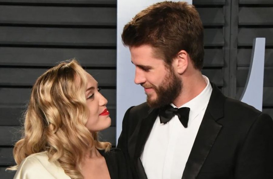 Miley Cyrus e ka quajtur martesën me Hemsworth një kafastrofë