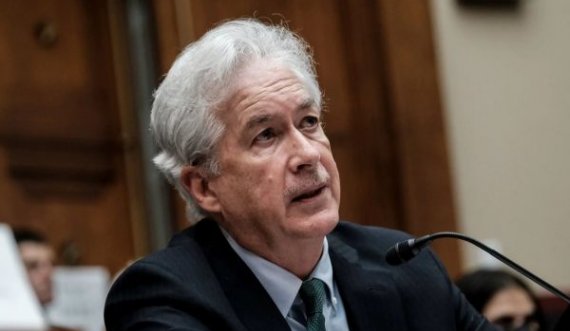 Një ditë më parë u takua me Biden, drejtori i CIA’s rezulton pozitiv me COVID