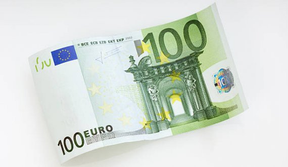 Raste të shumta të falsifikimit të parasë brenda 24 orëve, të gjitha kartëmonedha 100 euro