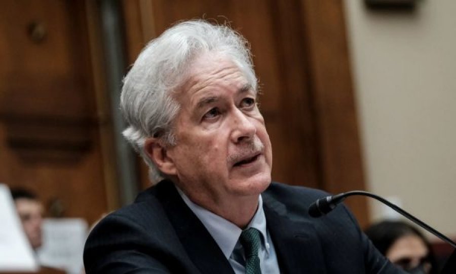Një ditë më parë u takua me Biden, drejtori i CIA’s rezulton pozitiv me COVID
