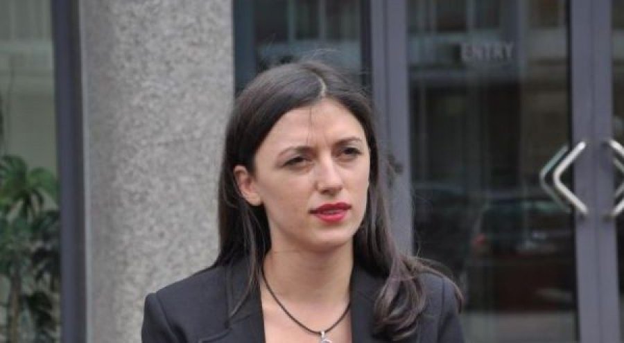 Ministrja Haxhiu poston nga Haga