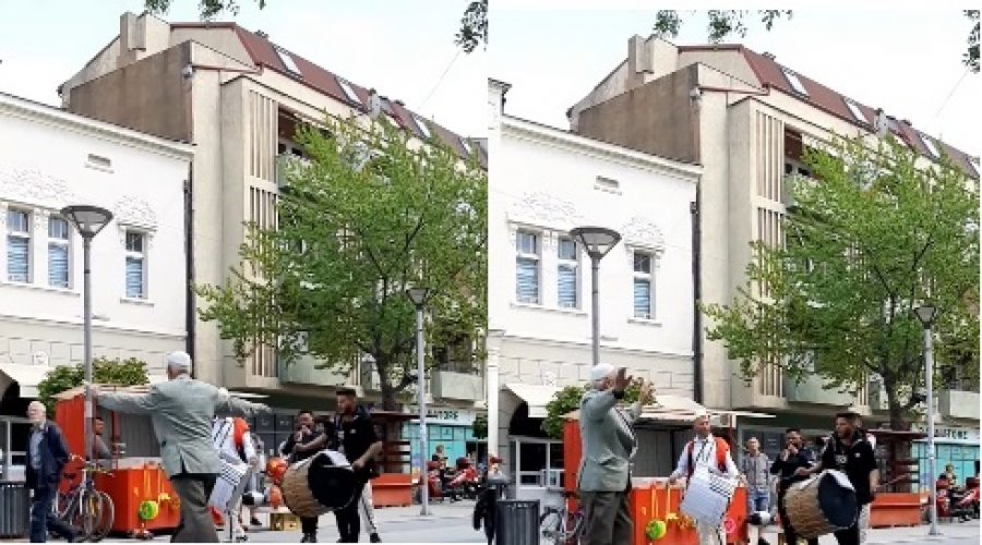 Qytetari në Mitrovicë hedh valle me tupanë në qendër të qytetit