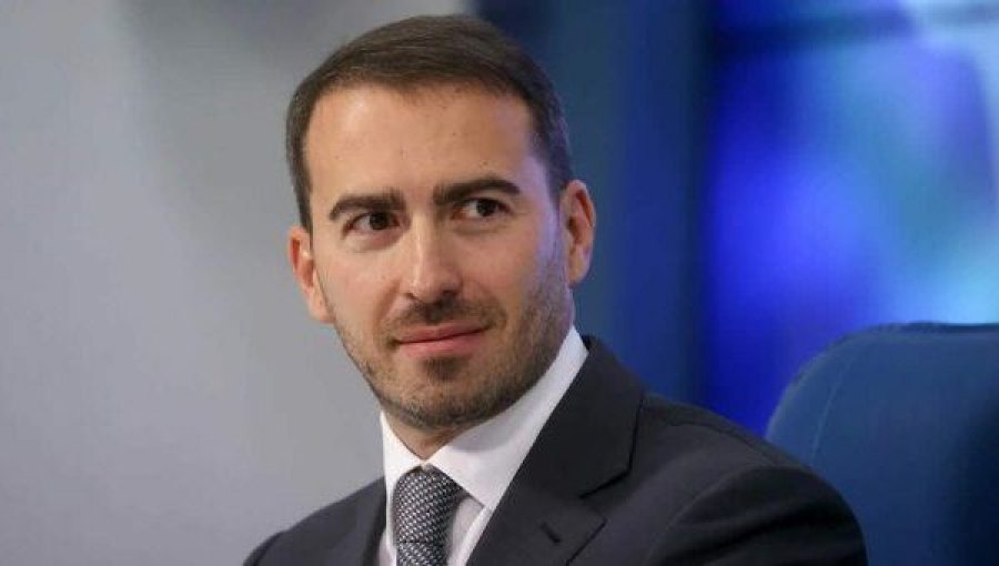 Vdiq një tjetër menaxher i Gazprom: Ai ra nga një shkëmb 