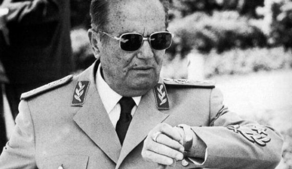 Publikohet fotografia e vjetër e Titos kur ishte arrestuar në Zagreb për aktivitet komunist