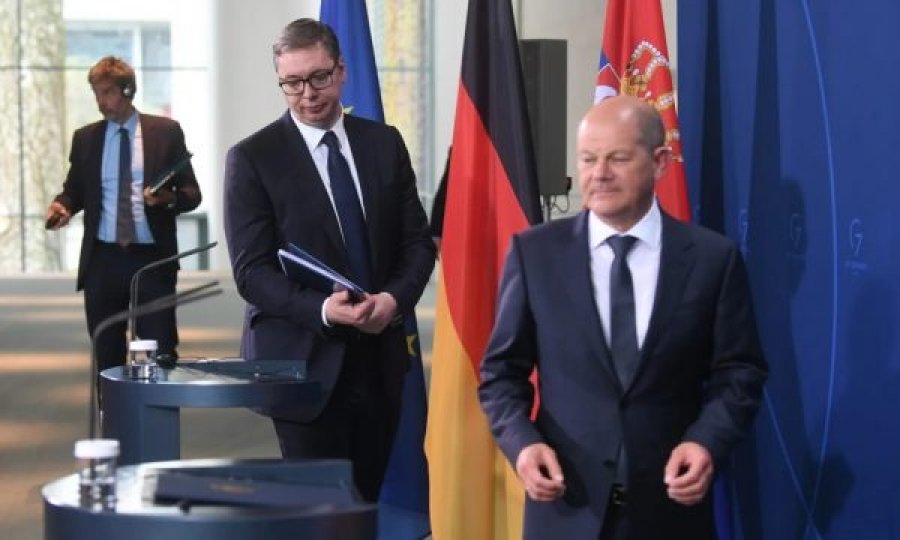 Vuçiq shpreh gatishmëri për kompromis me Kosovën, pas takimit me Scholz