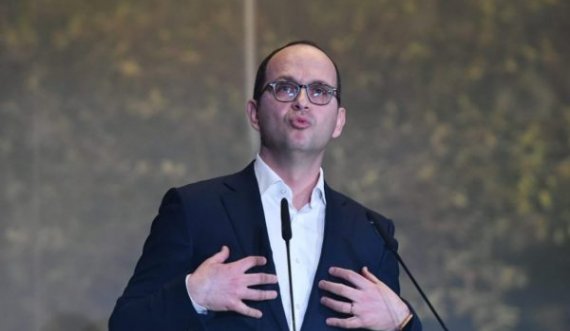 Bushati pas takimeve në Berlin: Dialogu duhet finalziohet me një marrëveshje me njohje reciproke