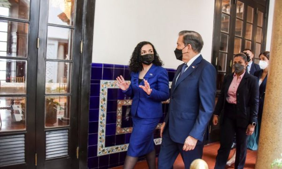 Presidentja Osmani u prit nga presidenti i Panamasë