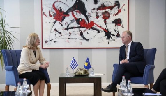 Shefja e Zyrës Greke: I kemi avancuar raportet me Kosovën, Bislimi: Tani është momenti i duhur të na njihni