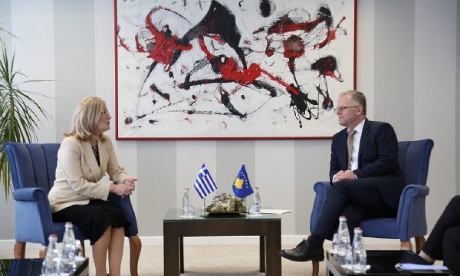Shefja e Zyrës Greke: I kemi avancuar raportet me Kosovën, Bislimi: Tani është momenti i duhur të na njihni