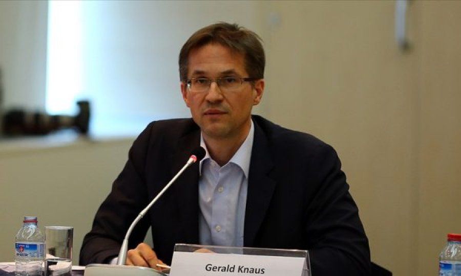 Knaus: Shtetet e Ballkanit të integrohen në dy faza në BE