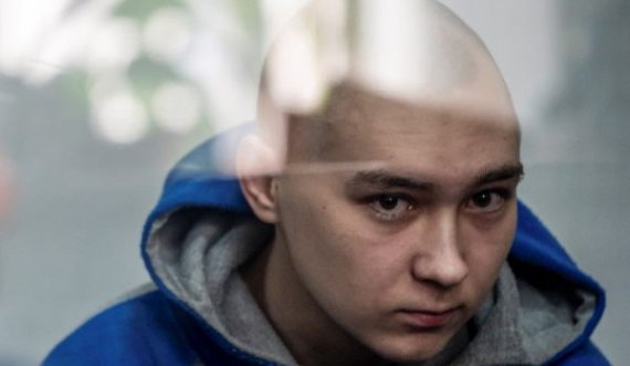 Del para gjyqit në Kiev ushtari i parë rus 