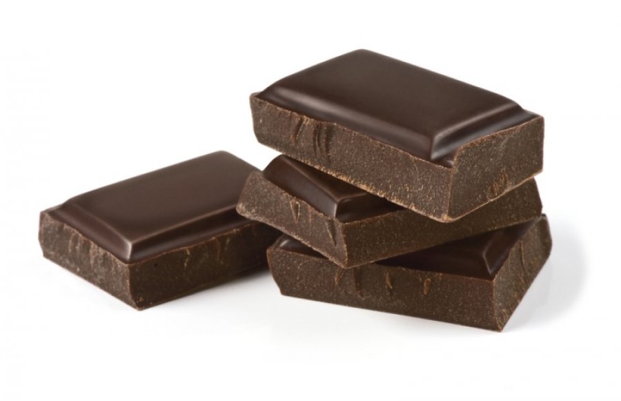 Qe 4 arsye, pse duhet të konsumoni çokollatën e zezë