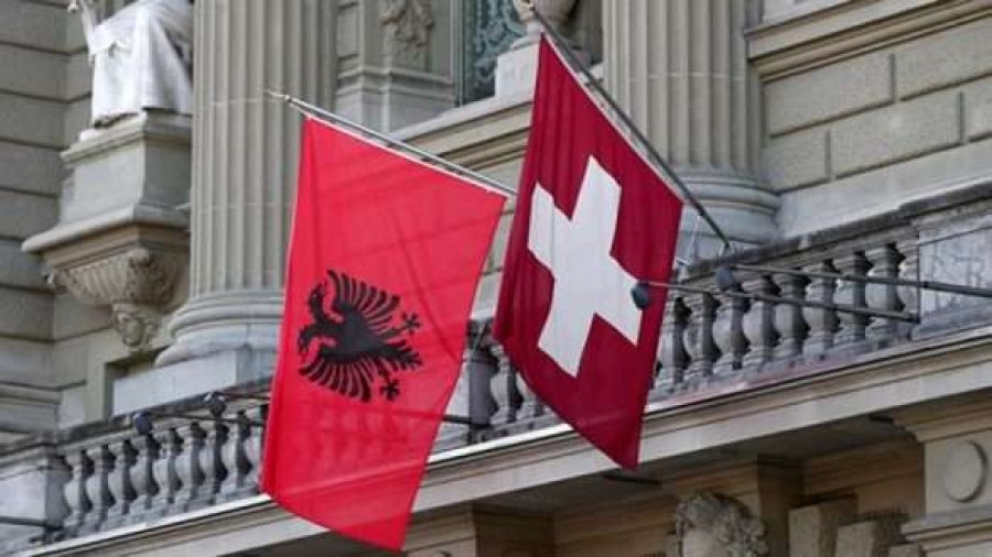 Zvicra i ofron Shqipërisë 105 milionë franga