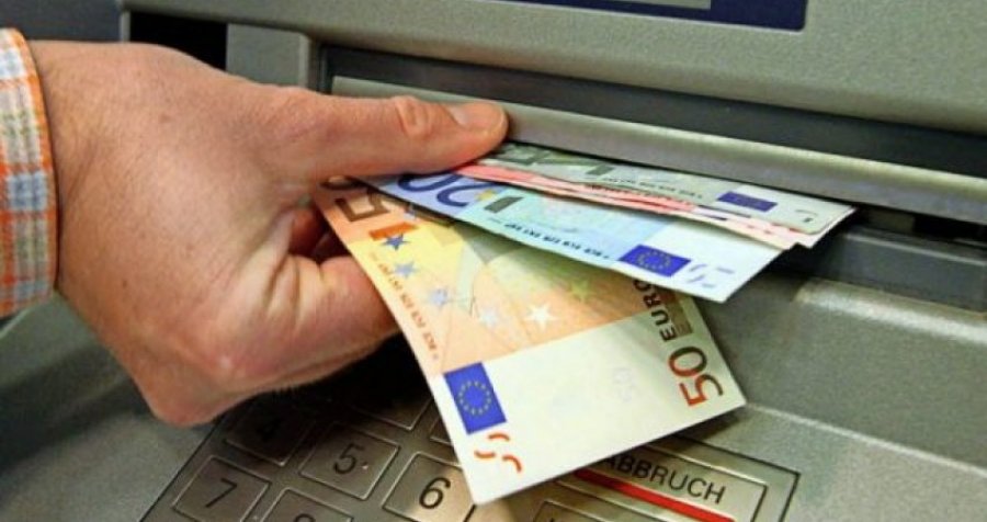 “Tërheqja e parave nga Trusti shkakton inflacion”, Haxhiu i kundërpërgjigjet Armend Mujës 