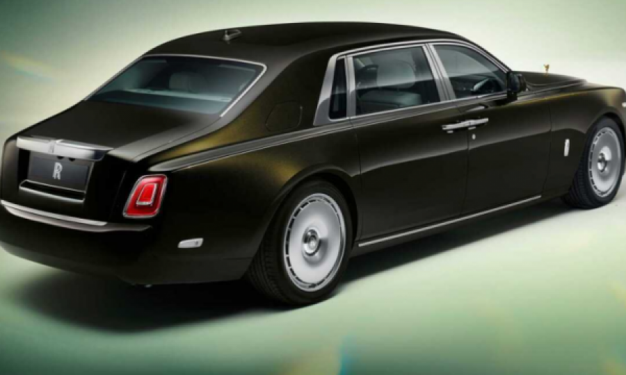 Rolls-Royce zbulon të mahnitshmin Phantom Series II