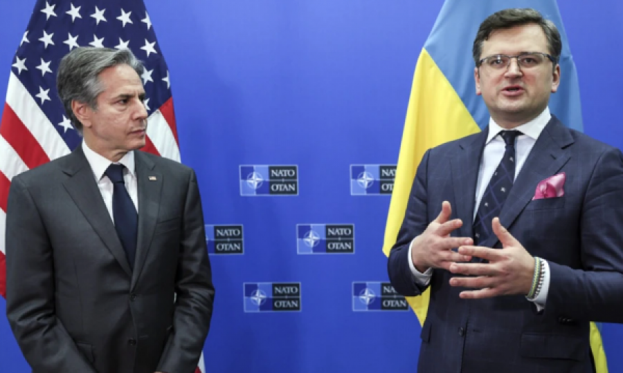 Kuleba takohet me Blinkenin, bisedojnë për ndihmën e re amerikane