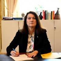 Nën kërcënimet ruse dhe refuzimin turk, Suedia e nënshkruan aplikimin për NATO