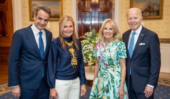 Presidenti Biden pret në Shtëpinë e Bardhë kryeministrin grek Mitsotakis