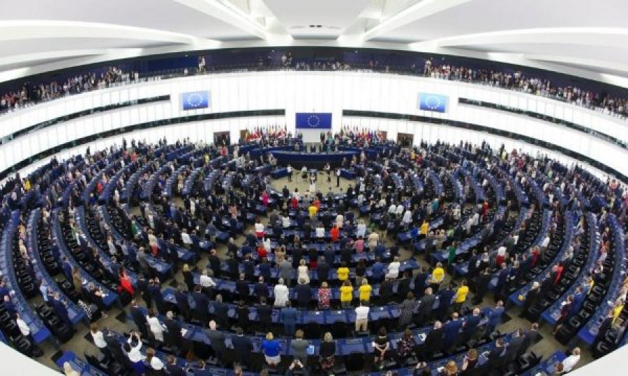 Negociatat, Parlamenti Europian voton rezolutën për Shqipërinë
