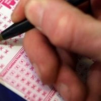 “Milionerë me një biletë”, çifti fiton 228 milionë në lotari