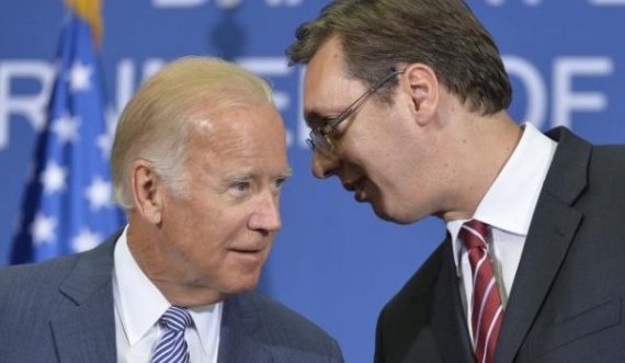 Biden uron Vuçiqin që u rizgjodh president, i kërkon kompromis me Kosovën