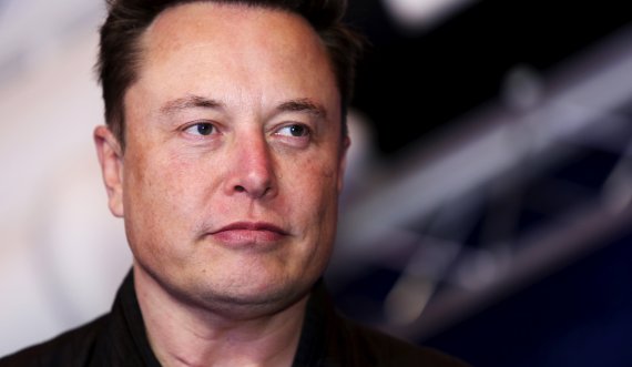 Pyetja e famshme që bën Elon Musk në çdo intervistë para se të punësojë dikë