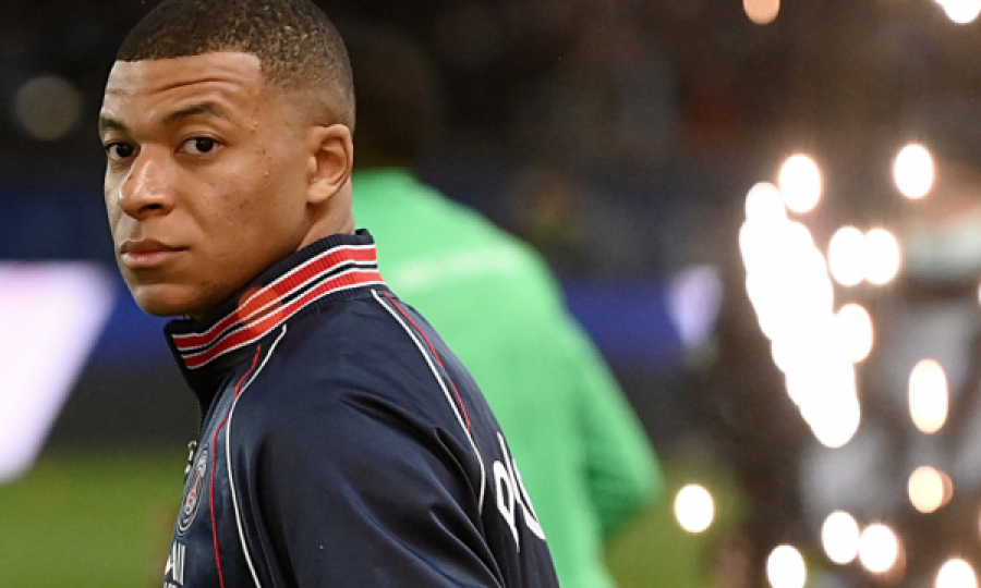 PSG-ja organizon “party”, Mbappe pritet të rinovojë me klubin francez