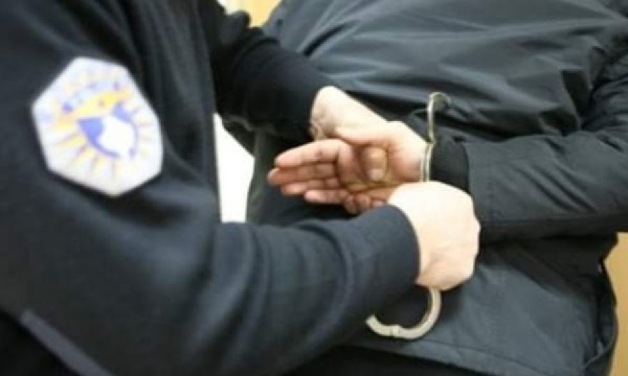 Ngacmoi kolegen në vendin e punës, arrestohet kosovari