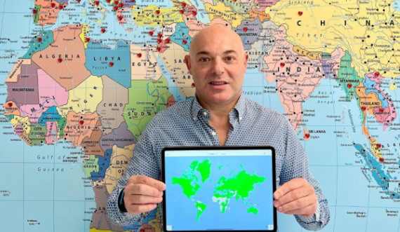 Blendi Fevziu krenohet në Facebook, thotë se ka vizituar 130 vende të botës