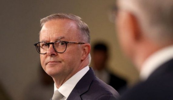 Albanese jep shenja për ndryshim të politikave për këtë çështje