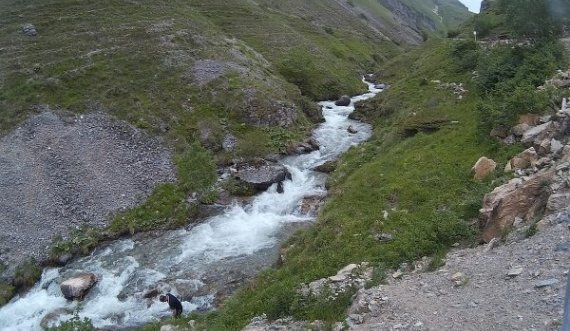 Nga ura ra në lumë, policia jep detaje për vdekjen e fëmijës në Dragash