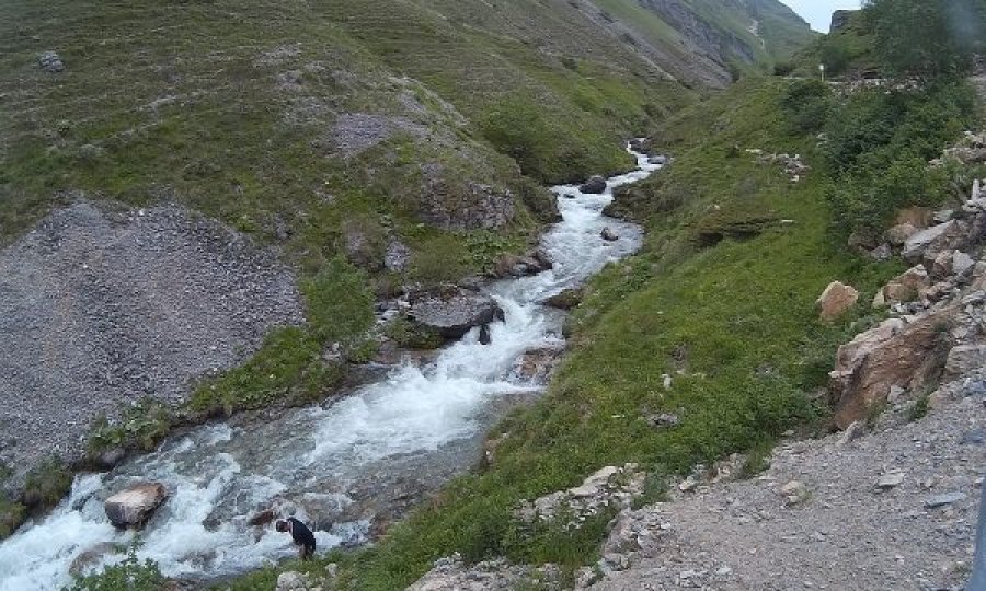 Nga ura ra në lumë, policia jep detaje për vdekjen e fëmijës në Dragash