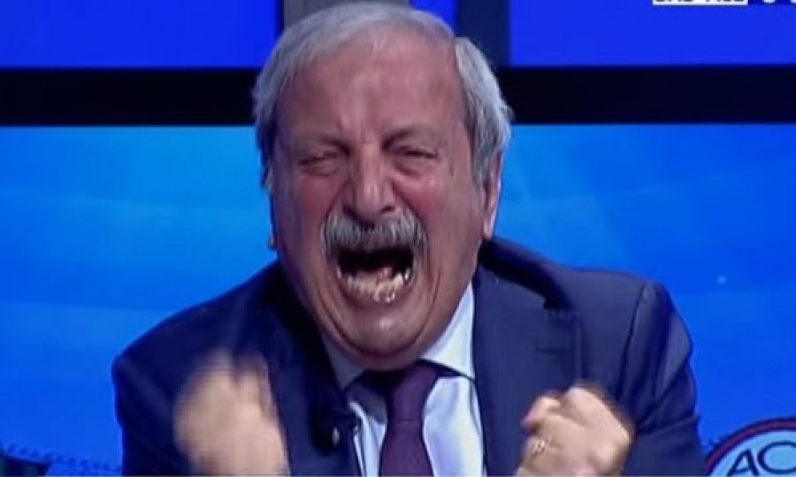 Milani shpallet kampion, “çmendet” tifozi më i flaktë i Kuqezinjve, Tiziano Crudeli