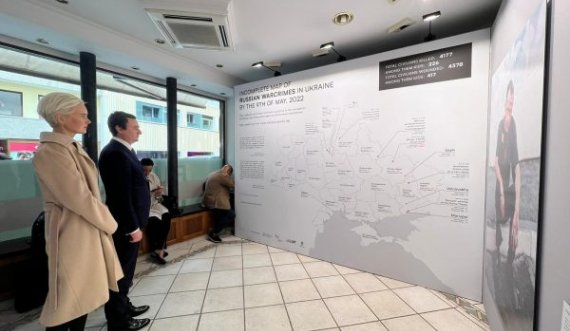 Qëndrimi në alpet zvicerane, Kurtit i bashkohet edhe zonja e tij