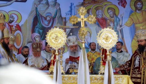 Kisha Ortodokse Serbe njeh Kishën Ortodokse Maqedonase