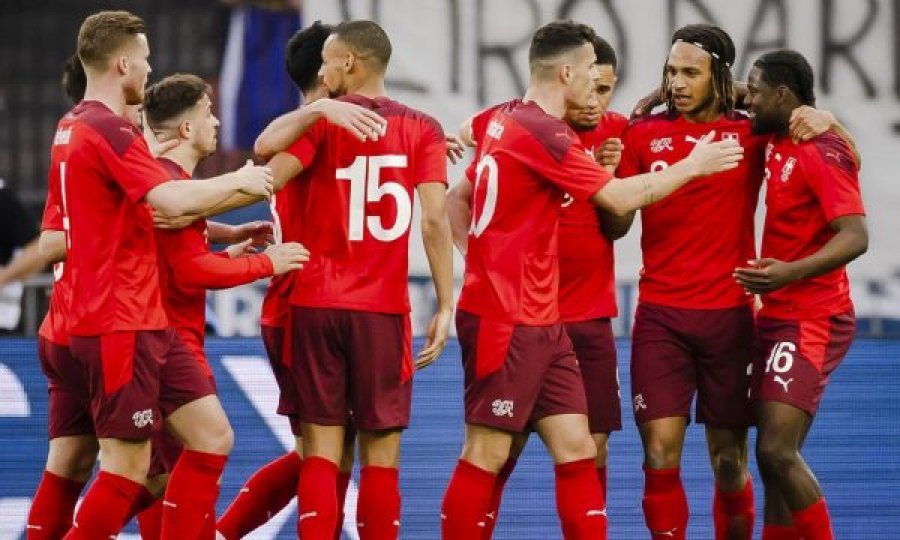 Zvicra i fton dy shqiptarë për ndeshjet e qershorit