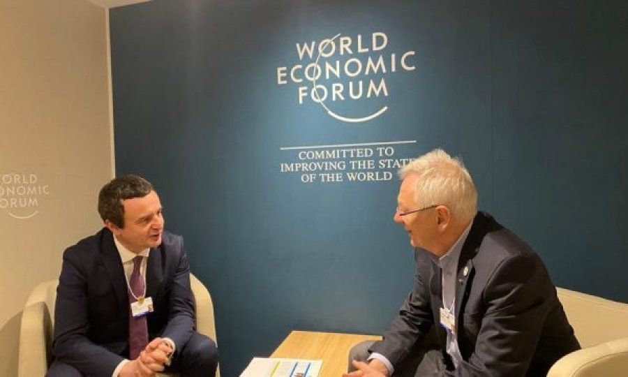 Kurti takohet me presidentin e Bezos Earth Fund