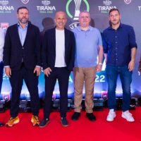 FSHF mbledh drejtuesit e UEFA-s dhe legjendat e futbollit evropian