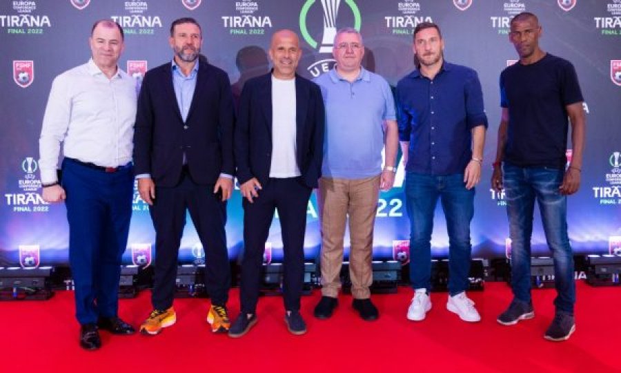 FSHF mbledh drejtuesit e UEFA-s dhe legjendat e futbollit evropian