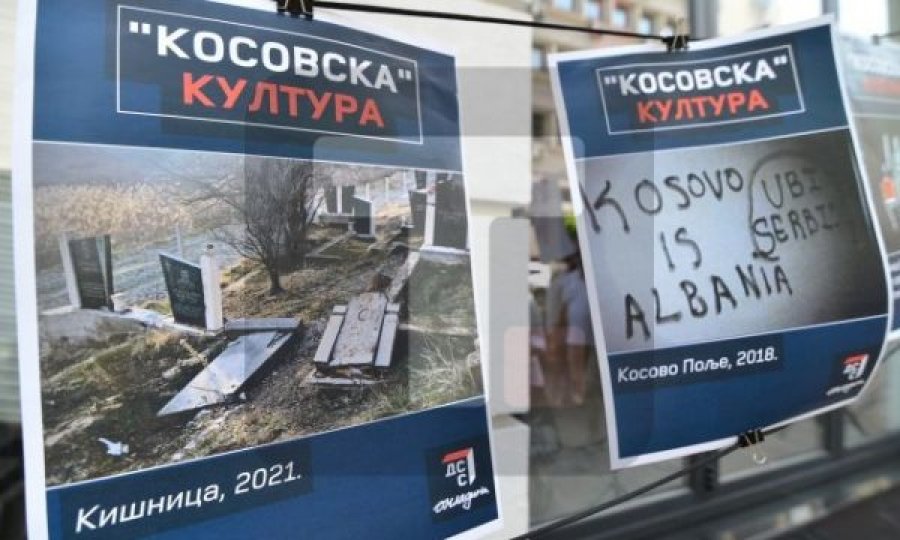 Një grup të rinjsh protestojnë kundër festivalit “Mirëdita, dobar dan”