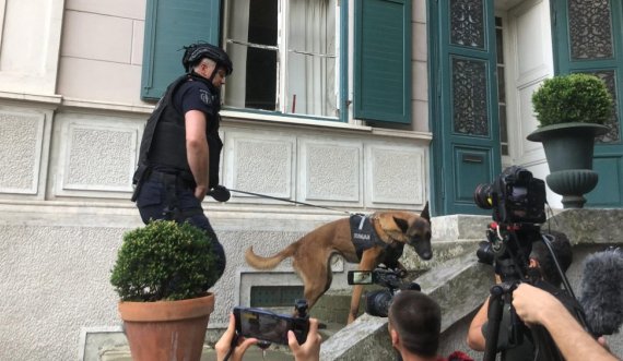 Alarm bombe në festivalin “Mirëdita, dobar dan”