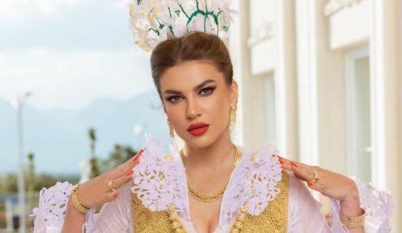 Një nuse tradicionale si Leonora Jakupi, duket e mrekullueshme me veshje kombëtare