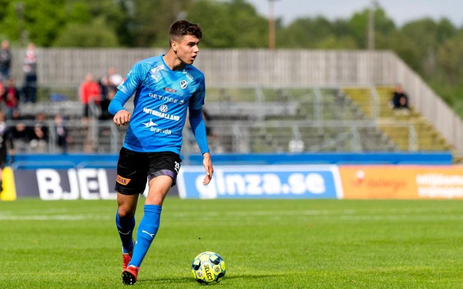 Kurtulus e fshin nga “Instagrami” edhe foton ku thoshte se krenohej që luan për Kosovën