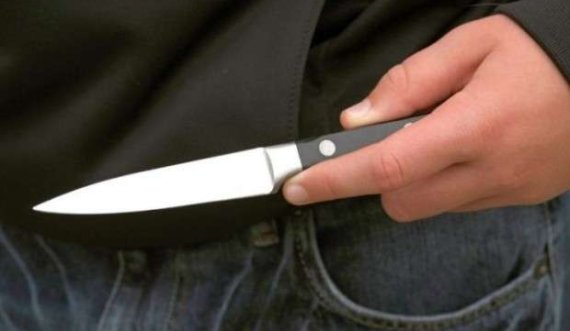Gjakovë: Nxënësit kapen me thika në shkollë, arrestohen