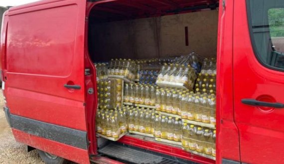 Policia e Kosovës në kufi kap mbi 1 mijë e 600 litra vaj 