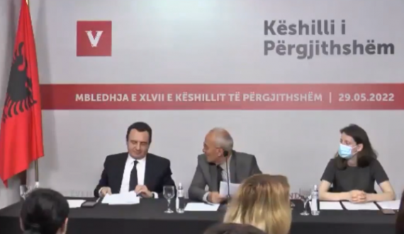 Hydajet Hyseni i mallëngjyer për Albin Kurtin, ja çfarë i tha kryeministrit