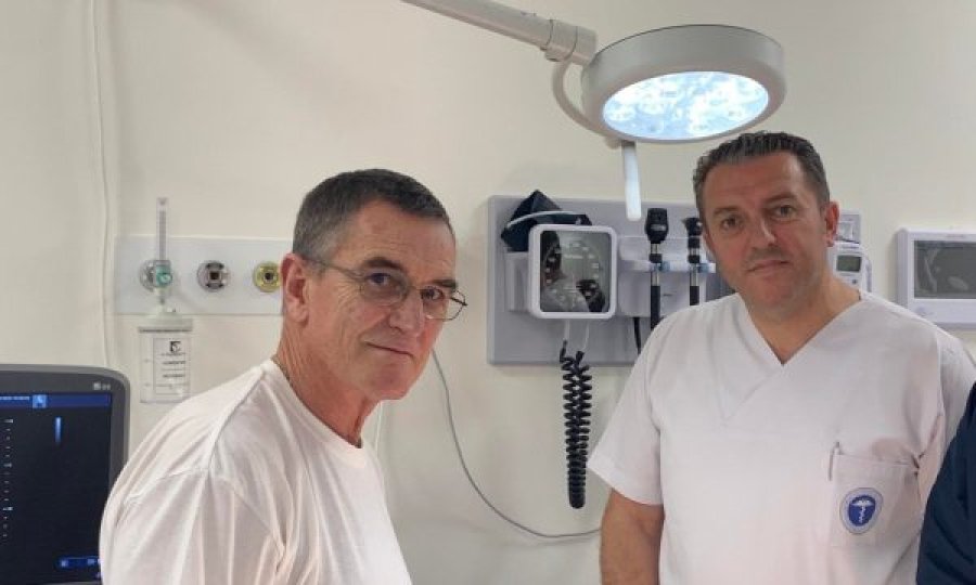 Profesori nga Australia do t’i operojë 29 fëmijë kosovarë